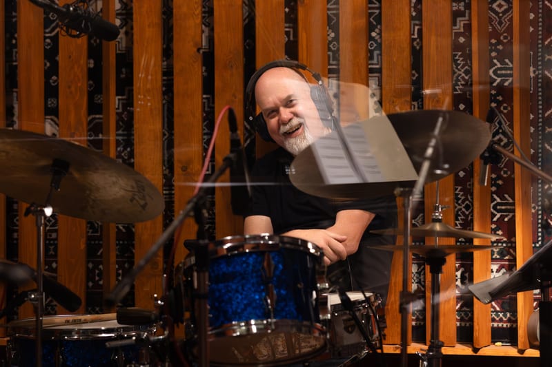 Aaron Rafael Serfaty; performance at Tritone Studios, December 2023.