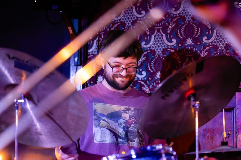 Gavin Harris; performance at 3 Clubs, January 2026.